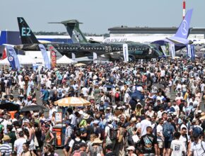 https://www.parisairshow.tv/category/k8se4514rmf2ytlj